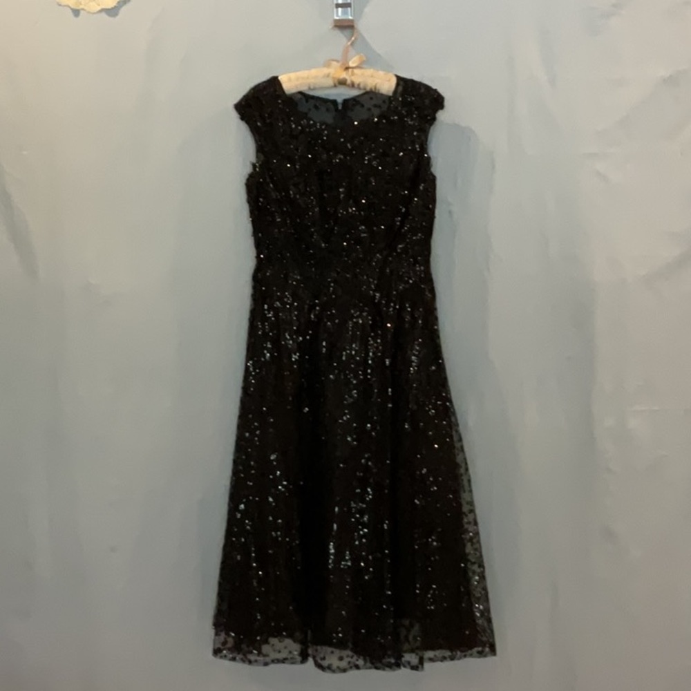 ✔️ MAC DUGGAL - Black Cap Sleeve Embellished A Line Dress - Picture 5 of 12